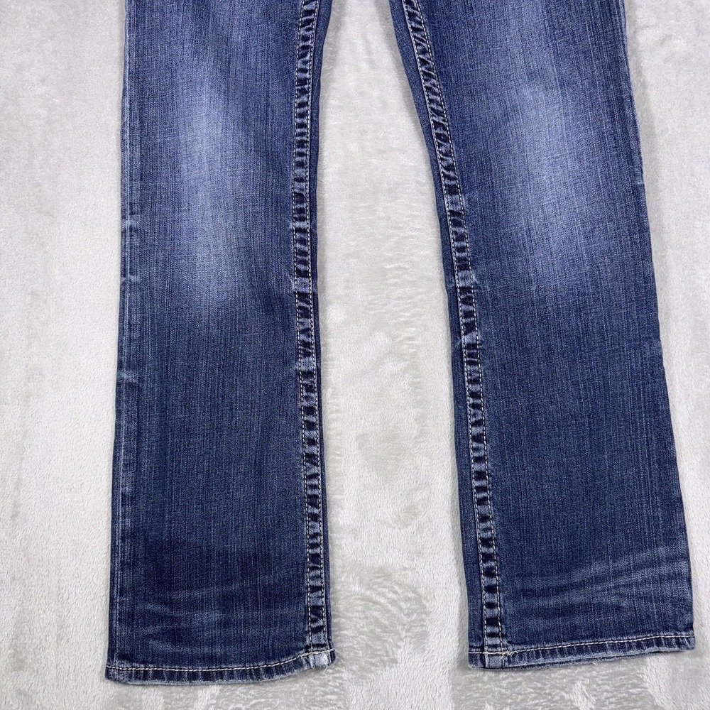 BKE Jeans Aiden Womens 28R Blue Bootleg Medium Wash Stretch Denim Whiskers Rodeo - Picture 3 of 12